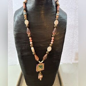 Fashion Iguana Beaded Necklace